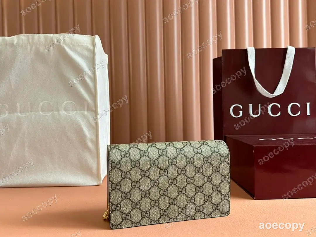 激安 グッチ ウォレット スーパーコピー 497985 No.0235