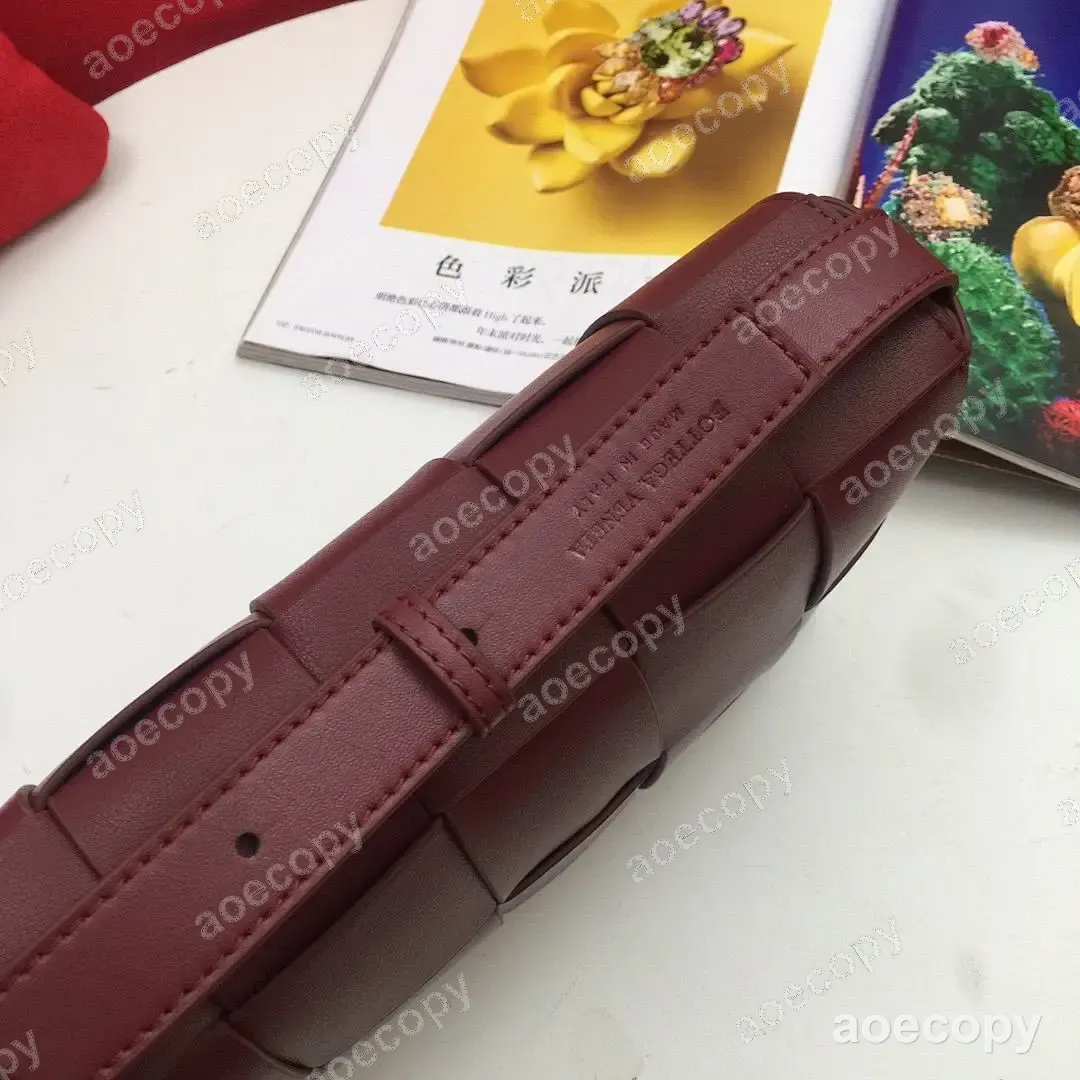 大人気★ バーバリー カセット バッグ コピー CPG601280 No.0030