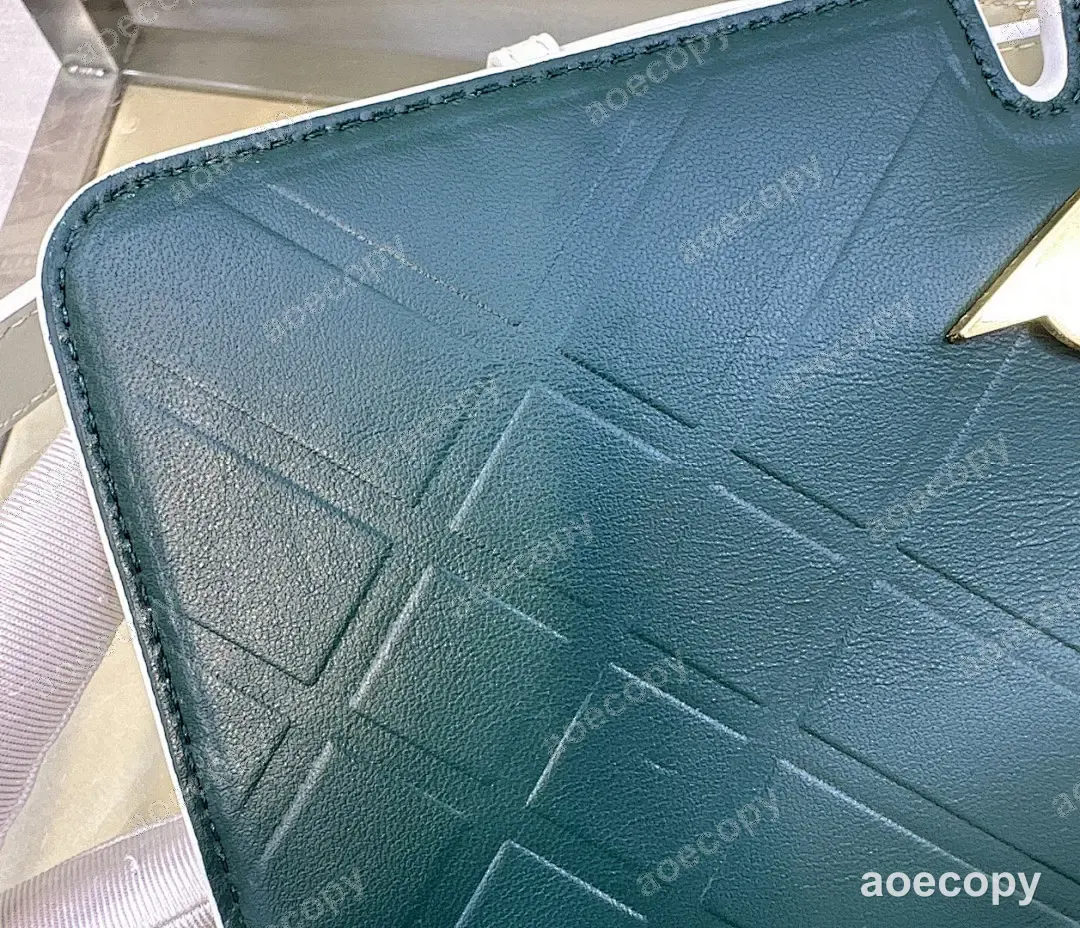 新作 バーバリー バッグ N級品 00267E27 No.0110