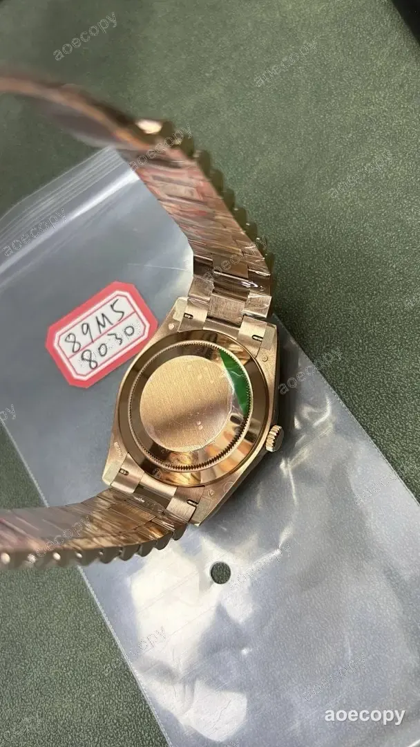 注目の新作 ロレックス デイデイト ローズゴールド ウォッチ N級品 89M58030 No.0223