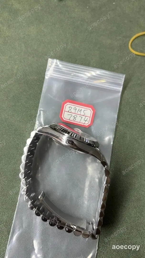 大人気★ ロレックス デイデイト ホワイト ウォッチ N級品 89M57874 No.0202