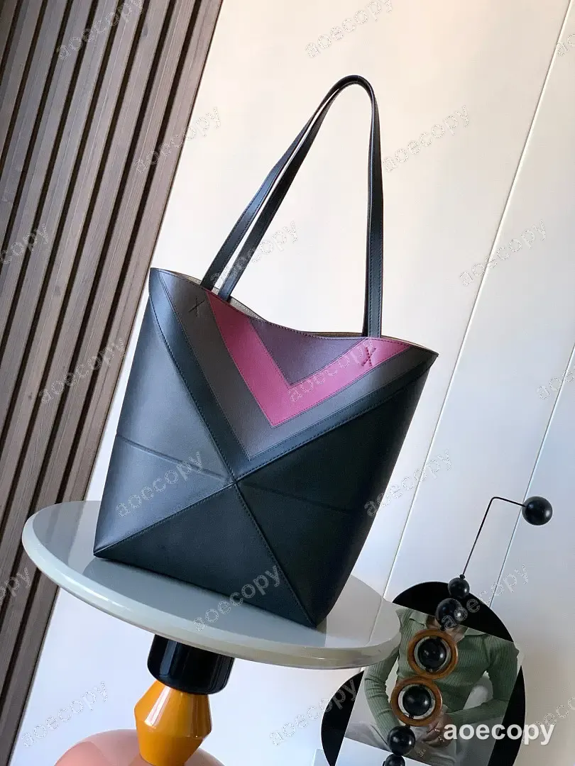 大人気★ ロエベ バッグ N級品 No.0547