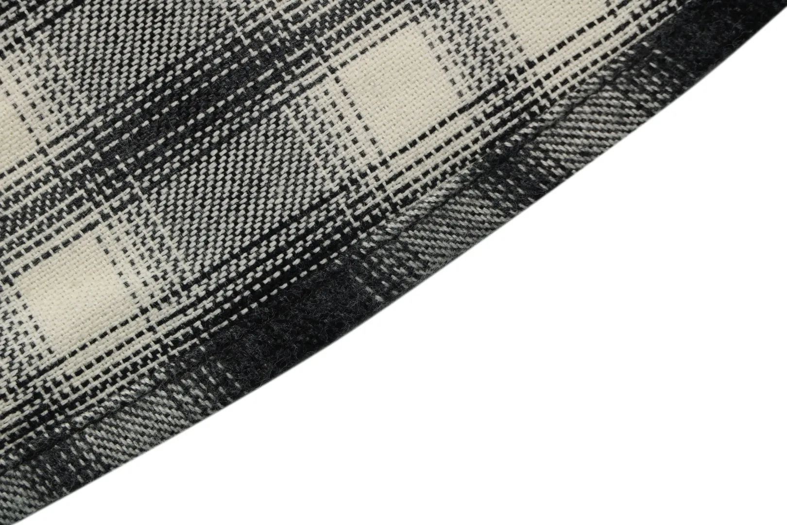Bottom Hem Details