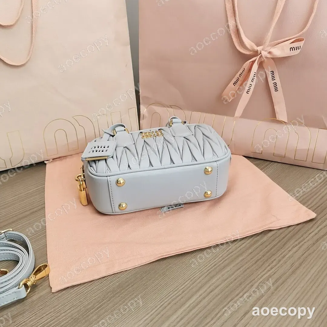 人気新作 ミュウミュウ バッグ N級品 No.0298