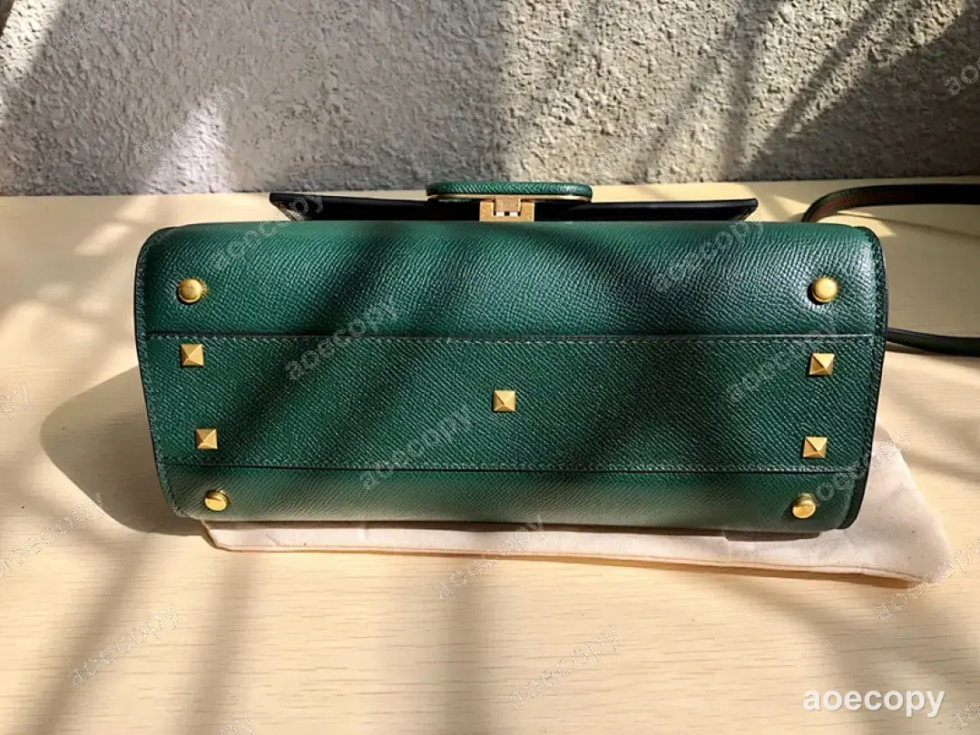 激安 ヴァレンティノ バッグ スーパーコピー 0154792E No.0275