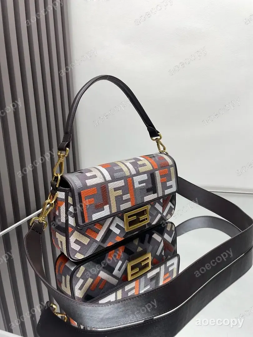 可愛い新作 フェンディ バッグ N級品 No.0021