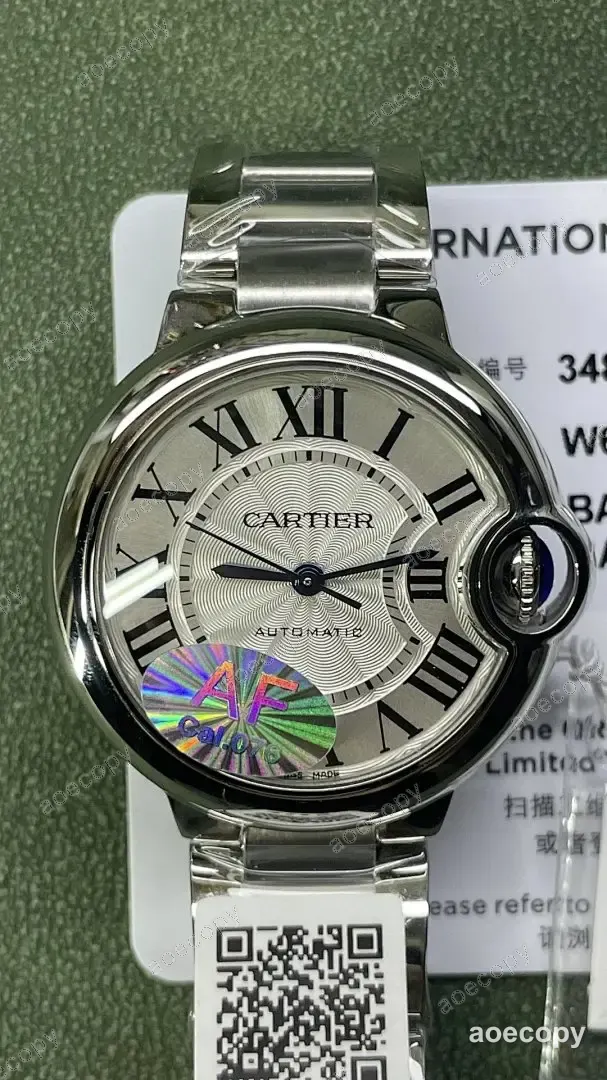 注目の新作 カルティエ バロン ブルー ホワイト ウォッチ コピー No.0074