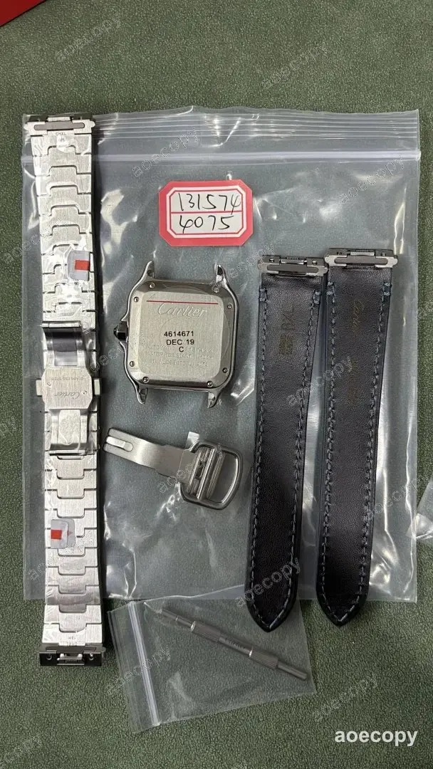 新作 カルティエ サントス ブルー ウォッチ N級品 No.0144