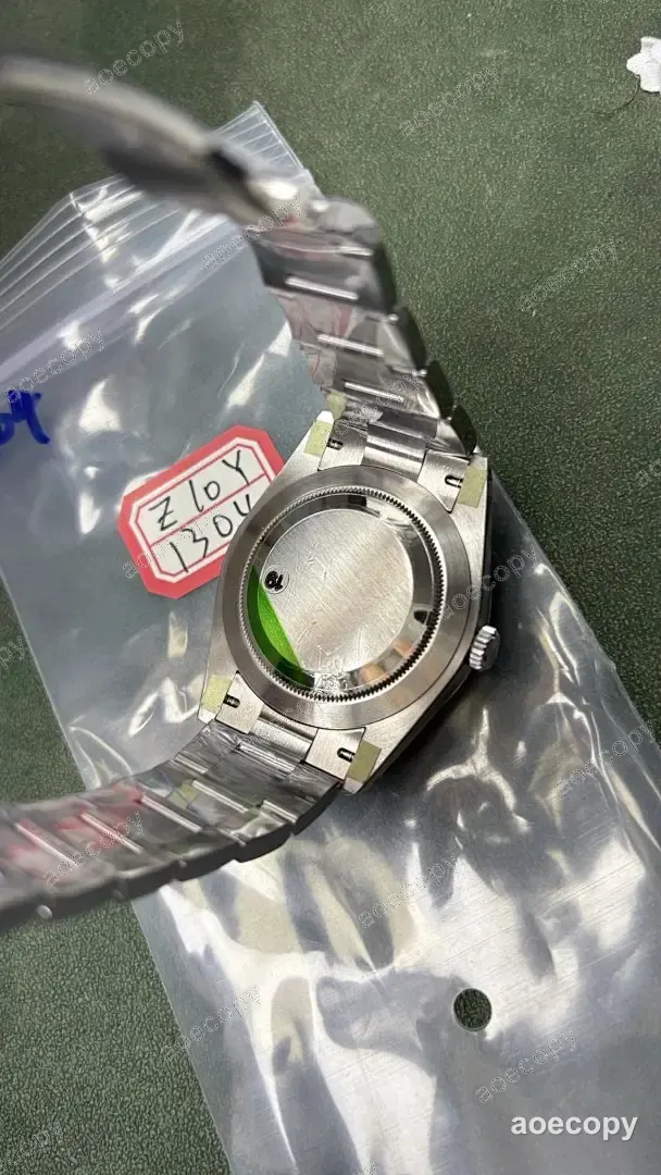 新作 ロレックス オイスターパーペチュアル レッド ウォッチ コピー Z10Y1304 No.0069