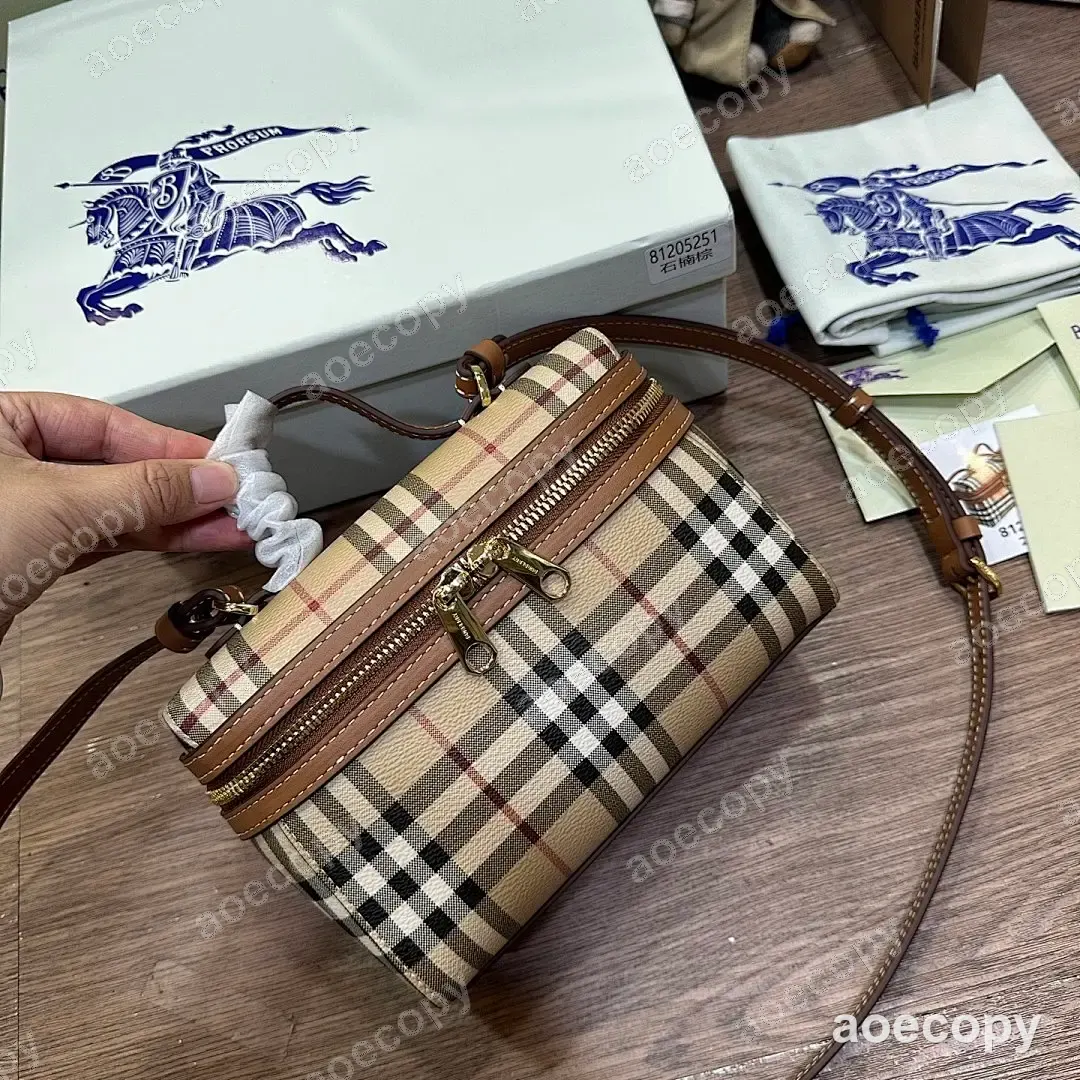 人気新作 バーバリー バッグ N級品 01490E81 No.0074