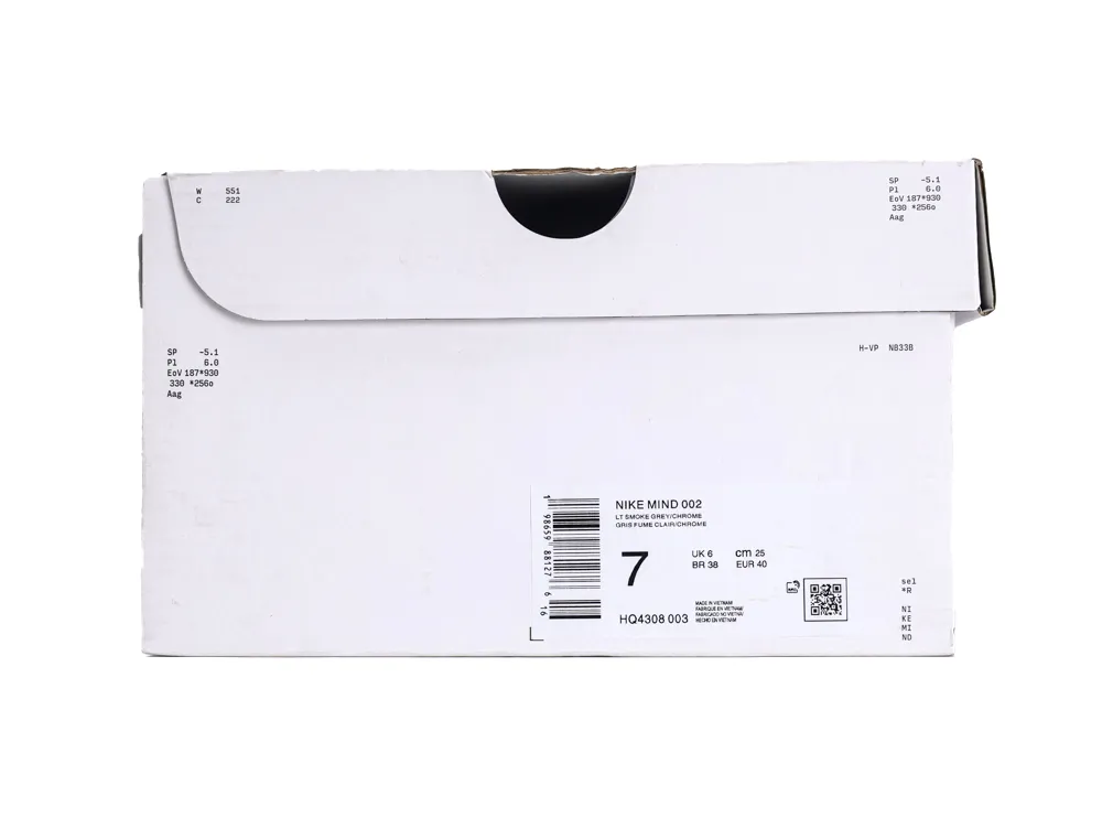 White cardboard shoe box with printed labels and barcode, includes size information.