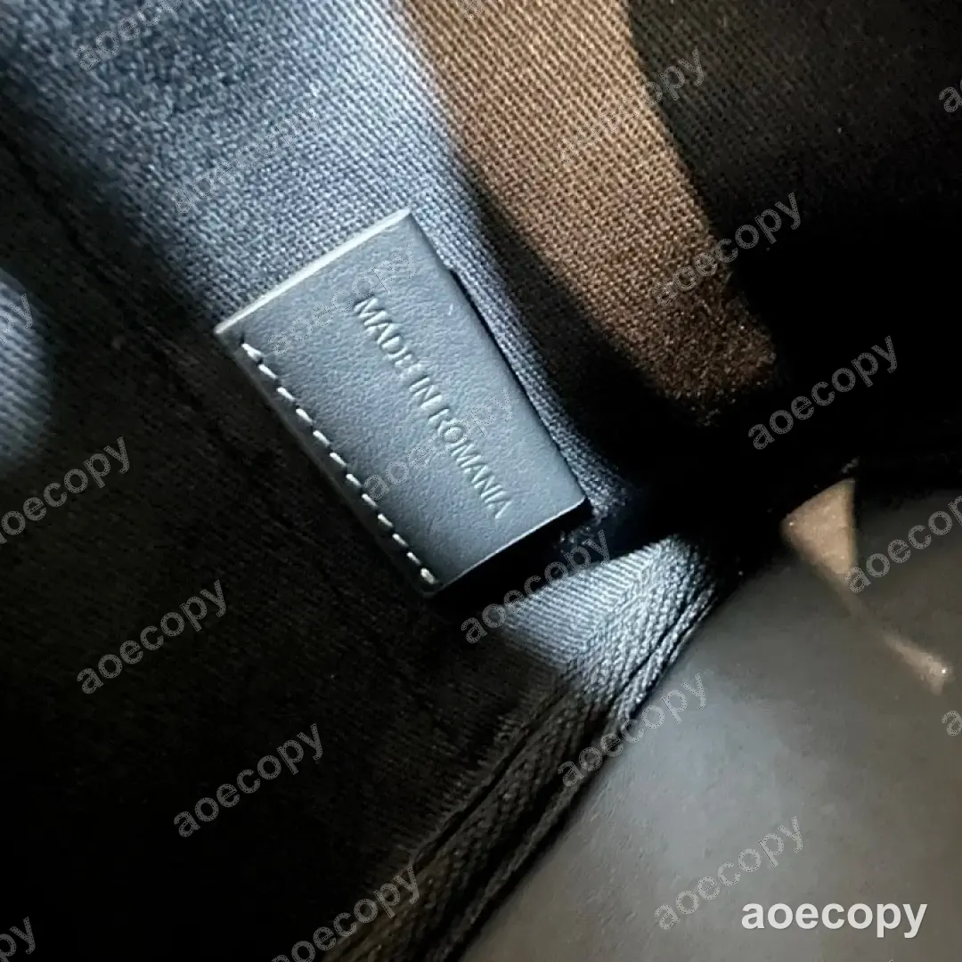大人気★ バーバリー バッグ スーパーコピー 0060CC10 No.0384