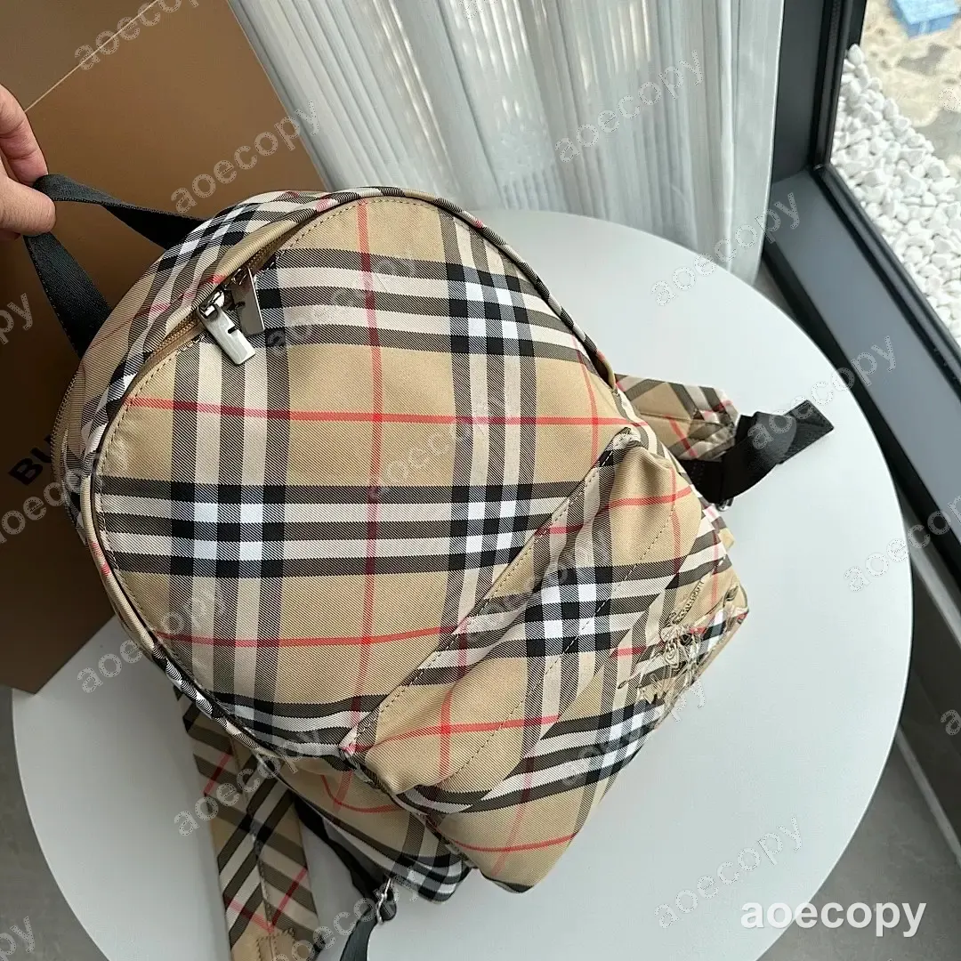 大人気★ バーバリー バッグ N級品 0159B639 No.0144