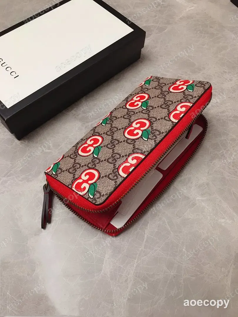 可愛い グッチ ウォレット スーパーコピー 624880PG No.0272