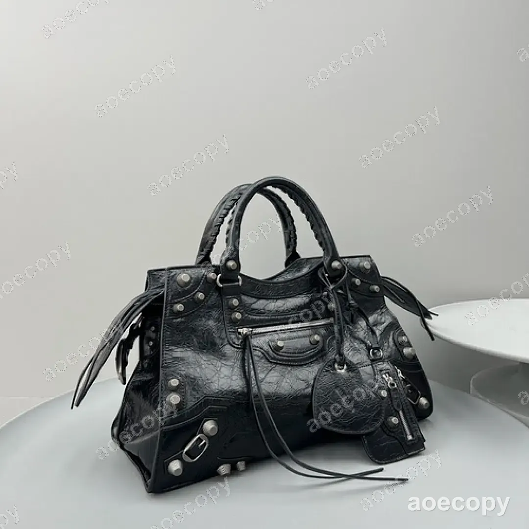 可愛い新作 バレンシアガ ネオ カゴール バッグ スーパーコピー No.0071