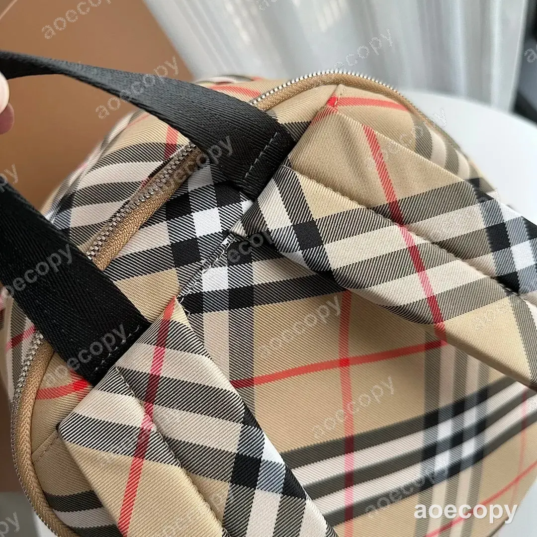 大人気★ バーバリー バッグ N級品 0159B639 No.0144
