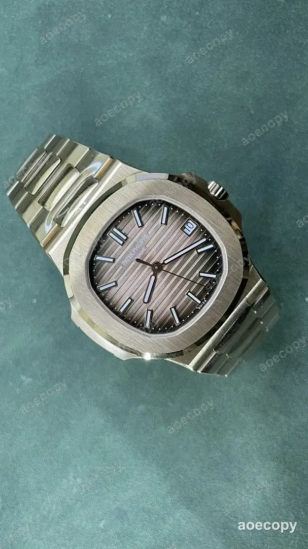 人気モデル パテック・フィリップ ノーチラス ローズゴールド ウォッチ N級品 5711R No.0005