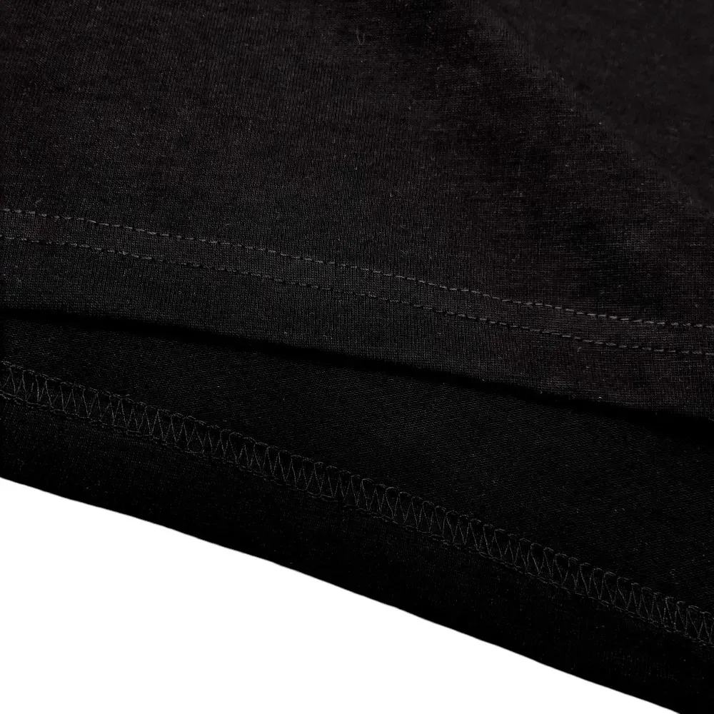 Precision-cut with wrinkle-resistant soft fabric.
