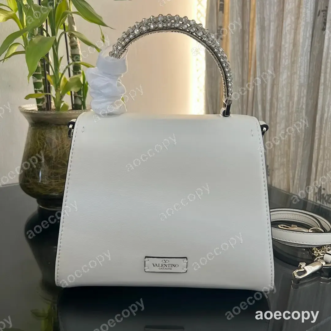 可愛い新作 ヴァレンティノ バッグ スーパーコピー 009773EA No.0308
