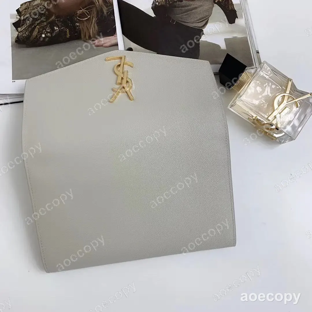 大人気★ サンローラン ミニバッグ N級品 607788 No.0629