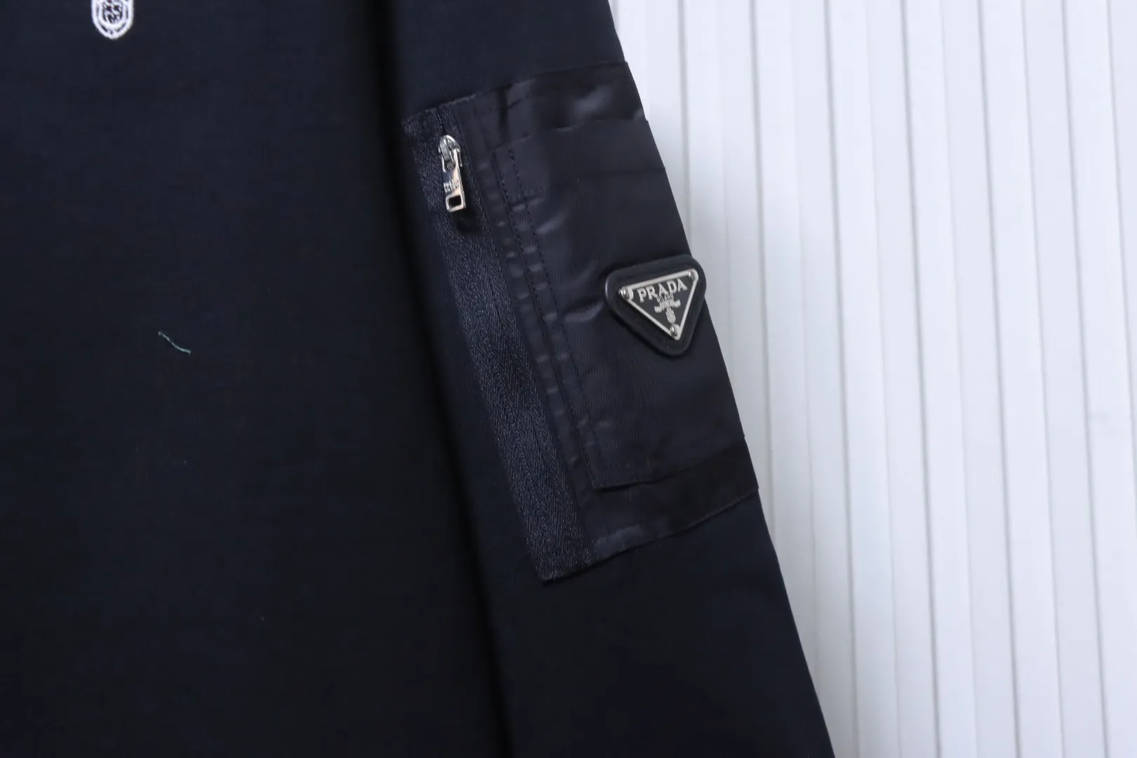 Shoulder Logo
