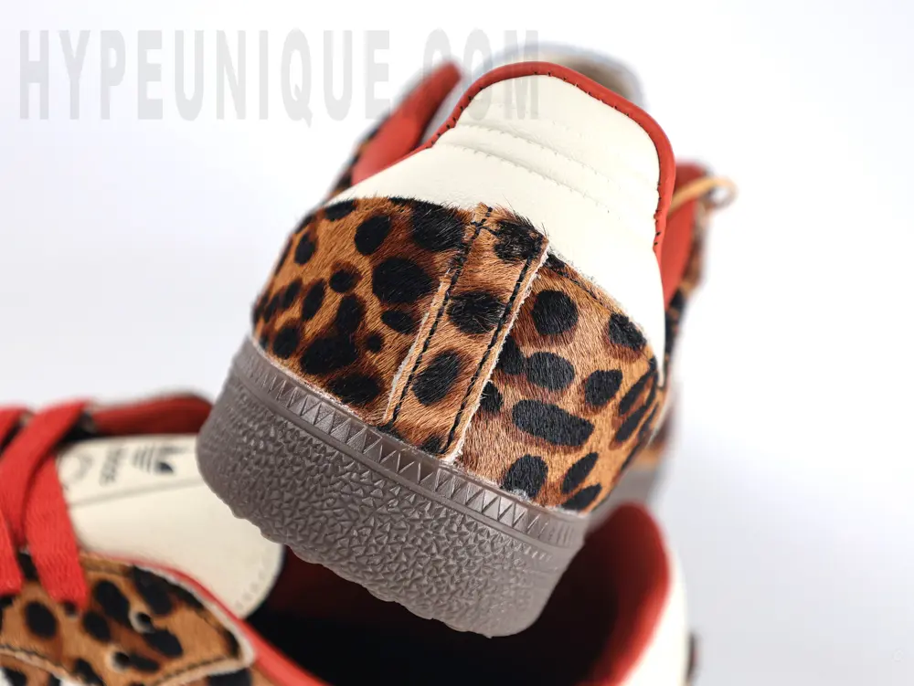 Leopard print heel