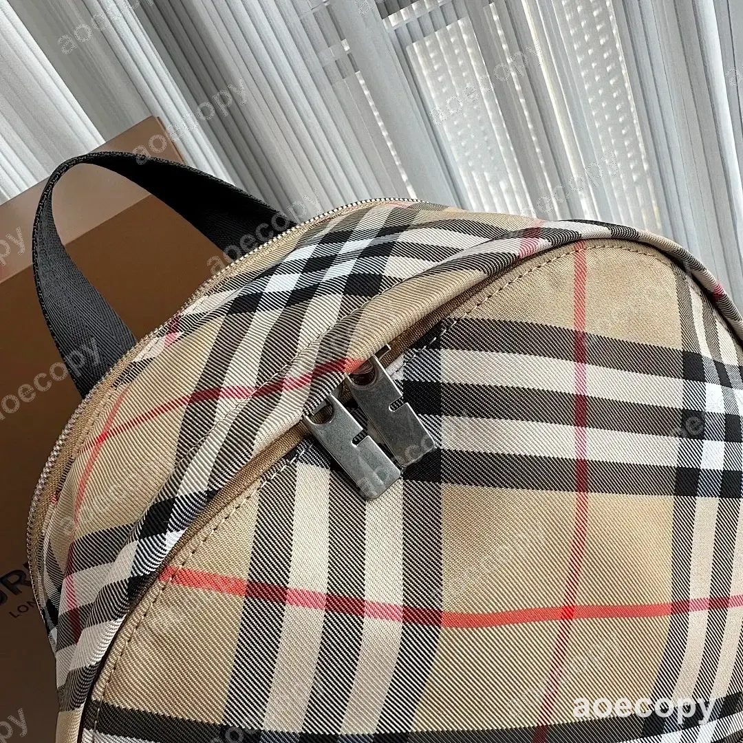 大人気★ バーバリー バッグ N級品 0159B639 No.0144