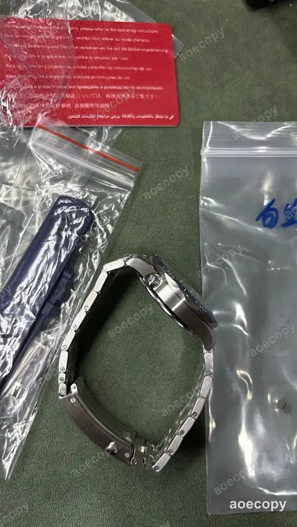 新作 オメガ シーマスター ホワイト ウォッチ 偽物 A2824 No.0124