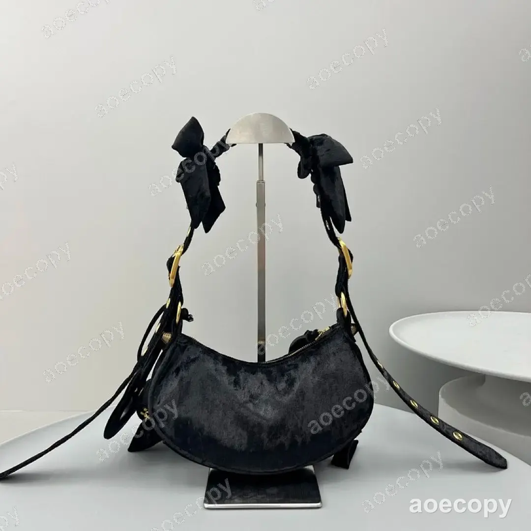 可愛い バレンシアガ ル カゴール バッグ N級品 No.0163