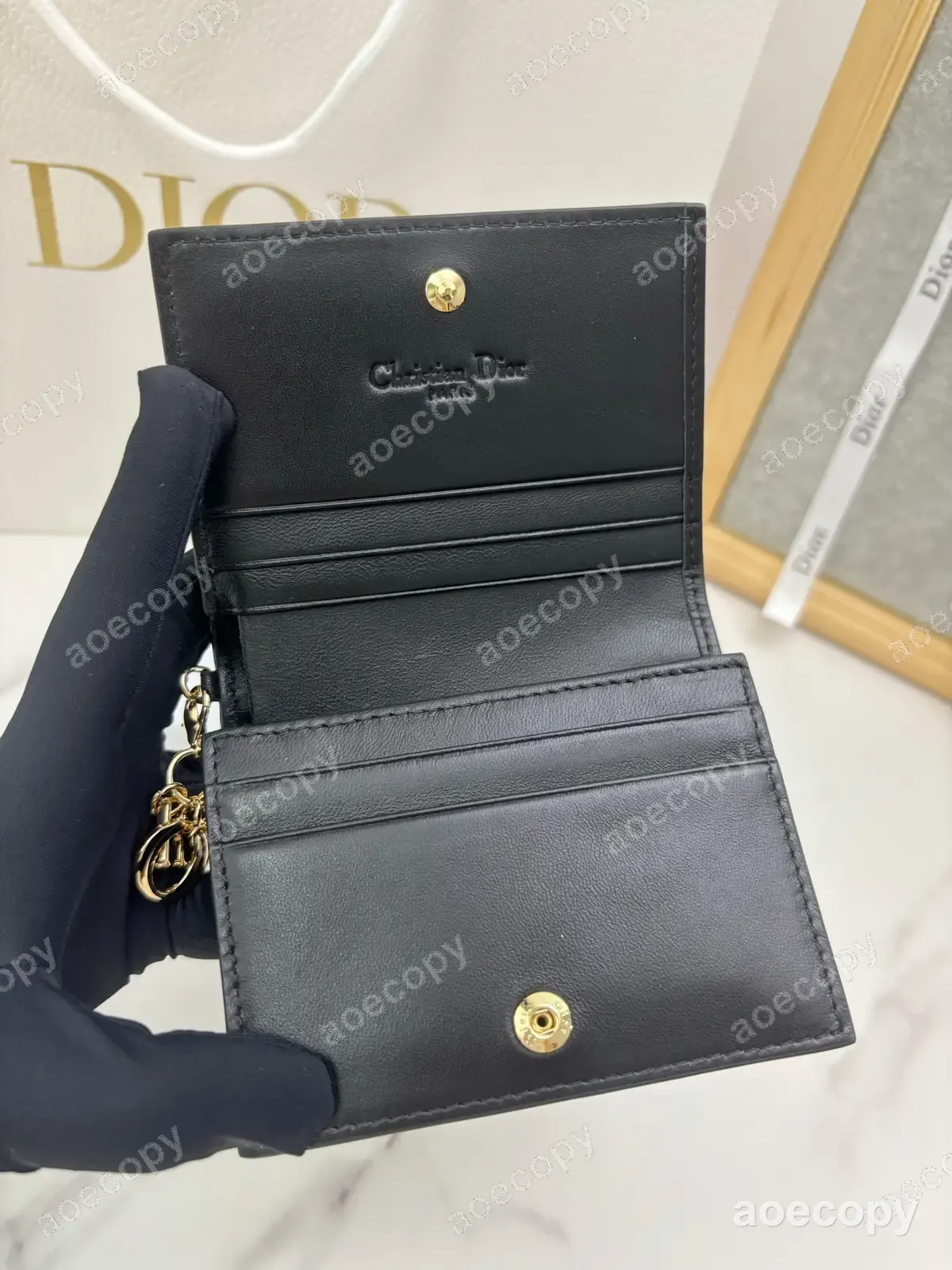 大人気★ ディオール レザー グレー コンパクトウォレット スーパーコピー No.0090