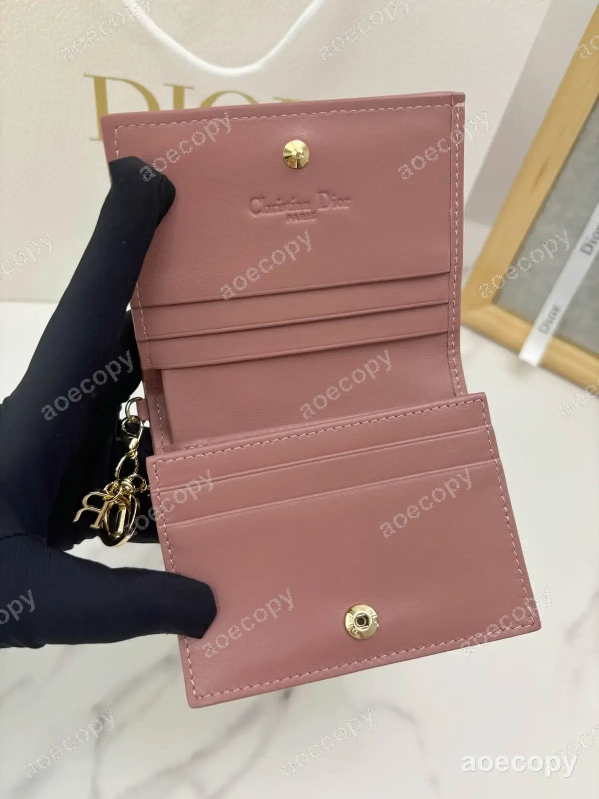 激安 ディオール レザー グレー コンパクトウォレット スーパーコピー No.0089