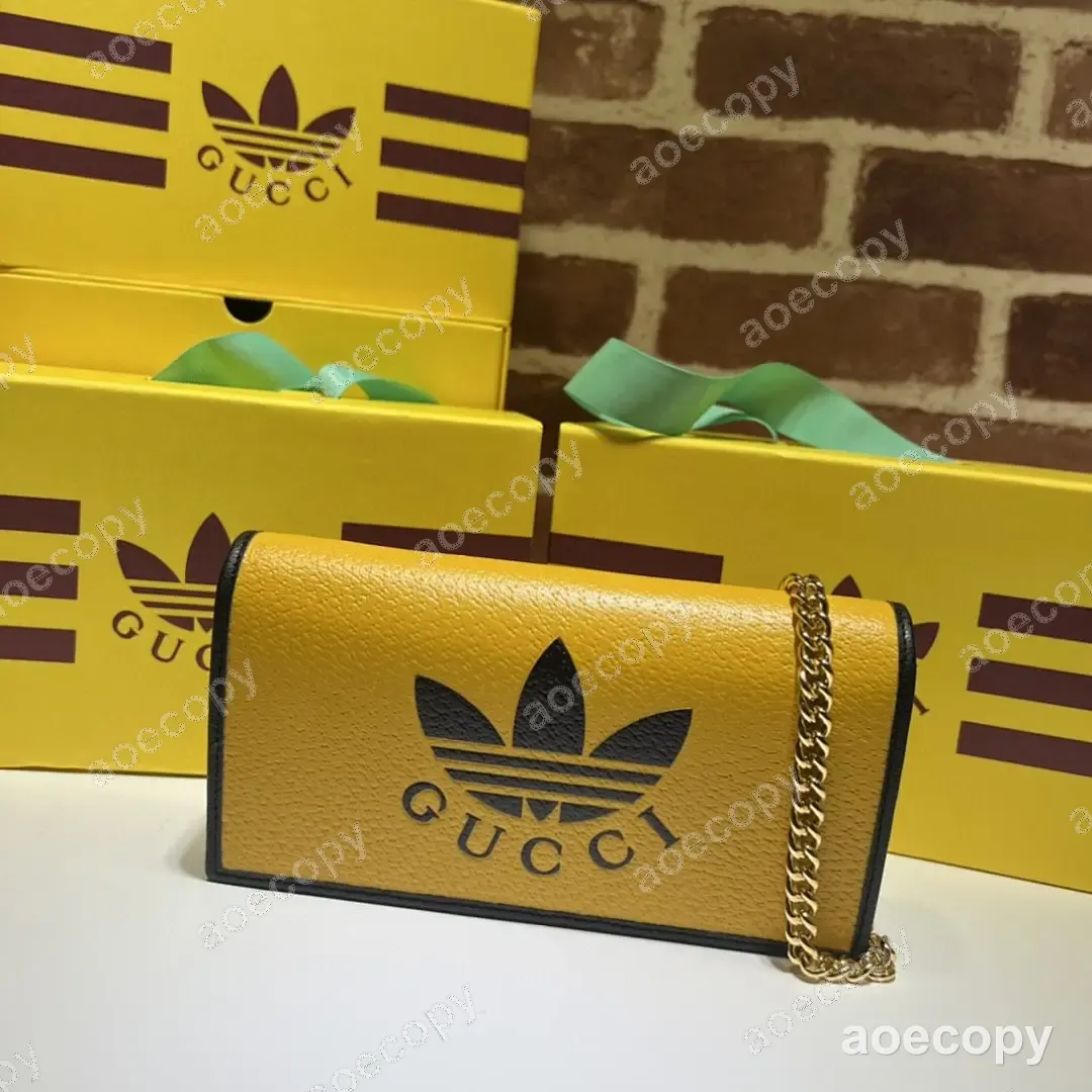 大人気★ グッチ チェーン チェーンウォレット N級品 621892AD No.0242