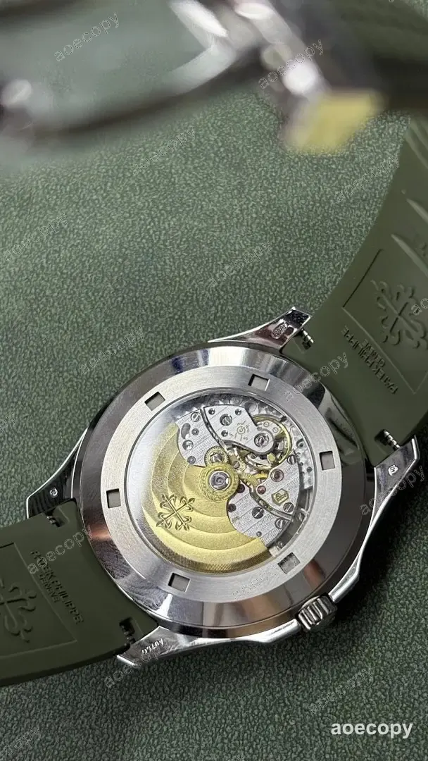 大人気★ パテック・フィリップ アクアノート ウォッチ 偽物 5168G No.0024