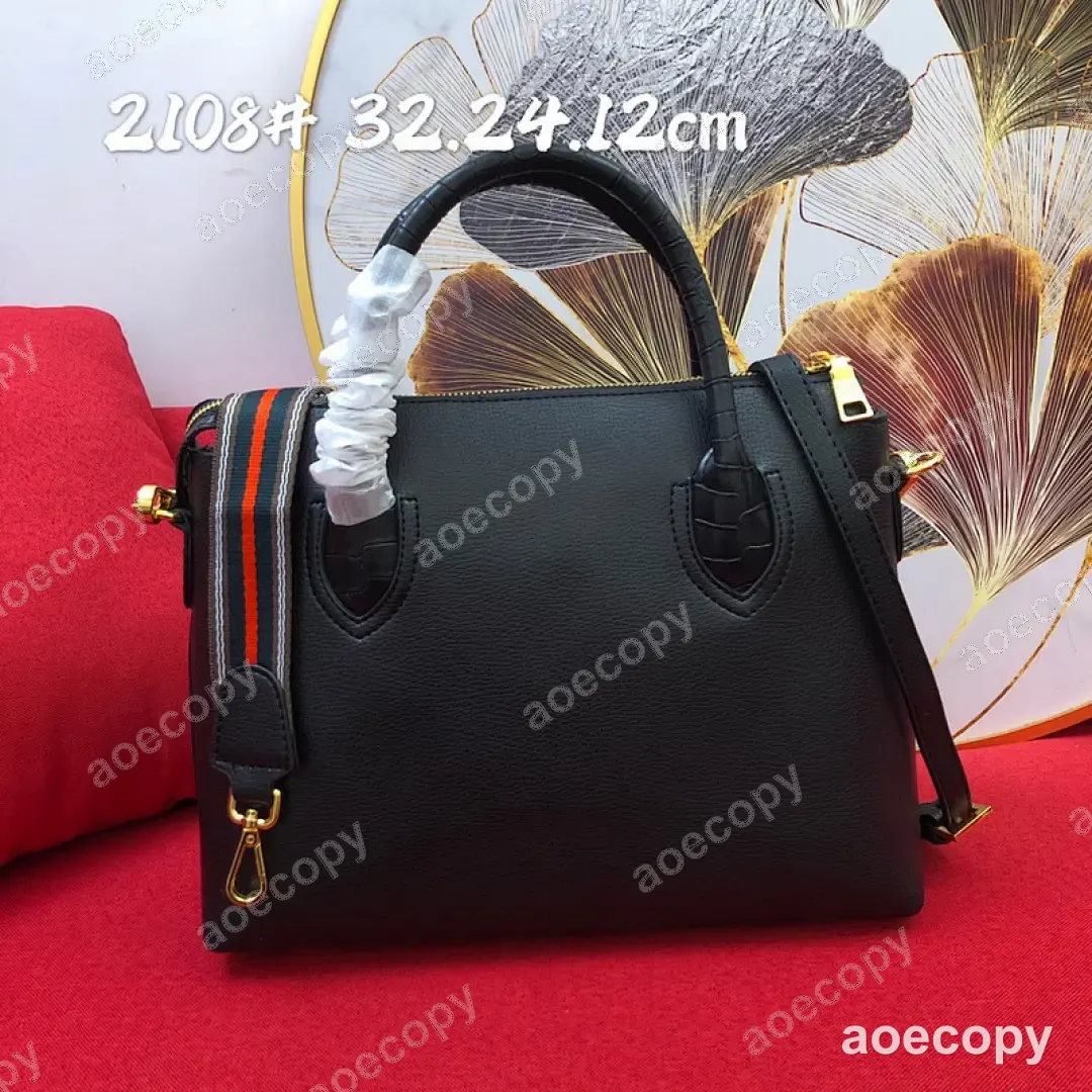 人気新作 プラダ バッグ N級品 DD2802850 No.0022