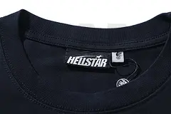 Close-up of the collar detail