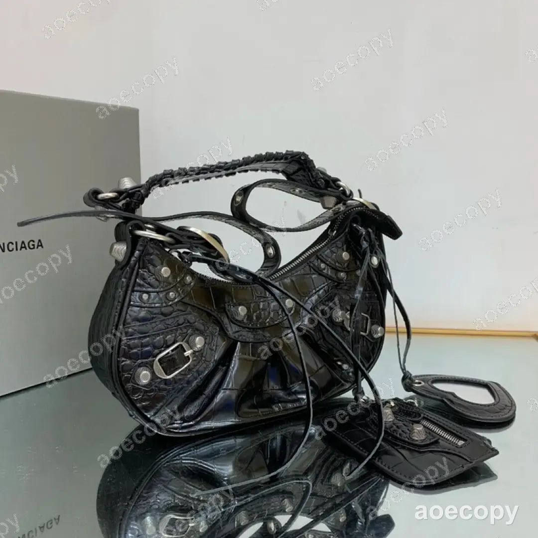 人気新作 バレンシアガ ル カゴール バッグ N級品 No.0159
