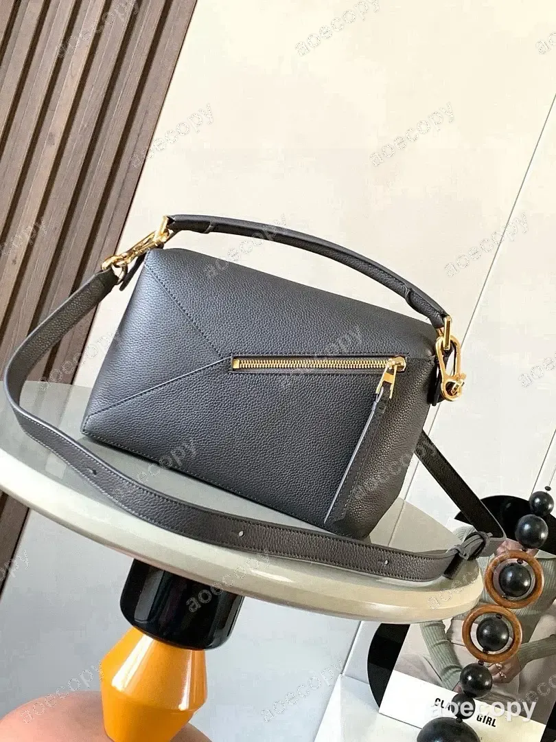 人気新作 ロエベ バッグ N級品 No.0378