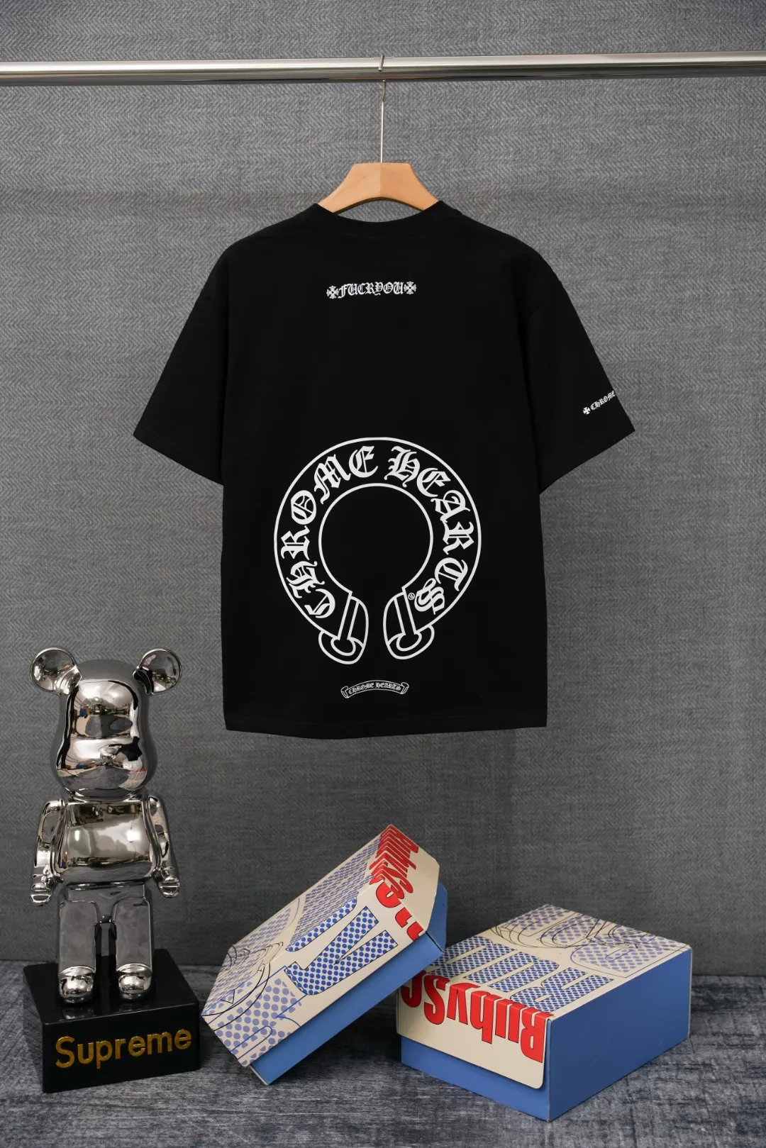 CH Vintage-Inspired Horseshoe Pocket Logo T-Shirt