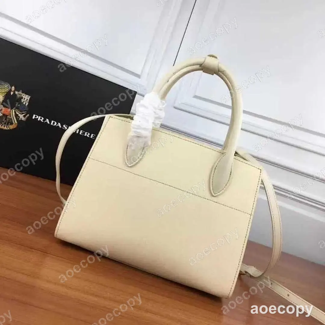 大人気★ プラダ バッグ N級品 No.0491