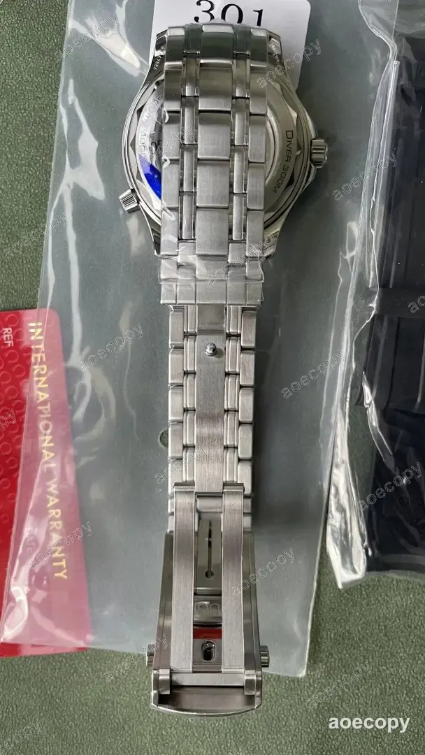 注目の新作 オメガ シーマスター ブラック ウォッチ N級品 8800 No.0028