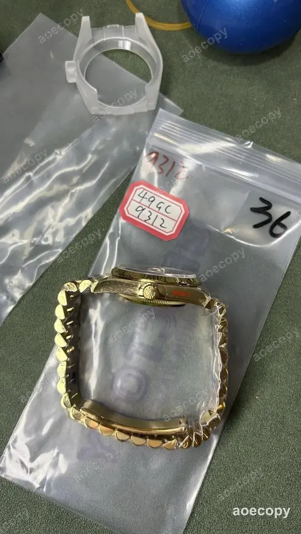 注目の新作 ロレックス デイデイト ウォッチ N級品 49GC9312 No.0179