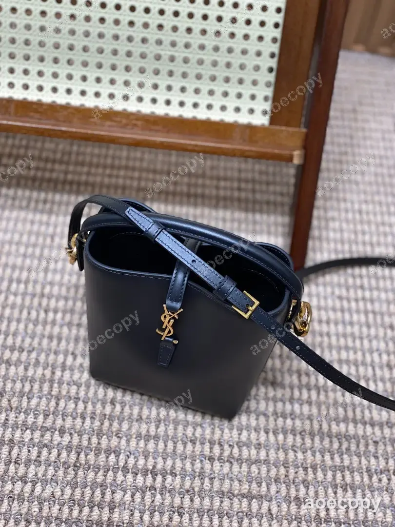 大人気★ サンローラン ハンドバッグ 偽物 765870 No.0557
