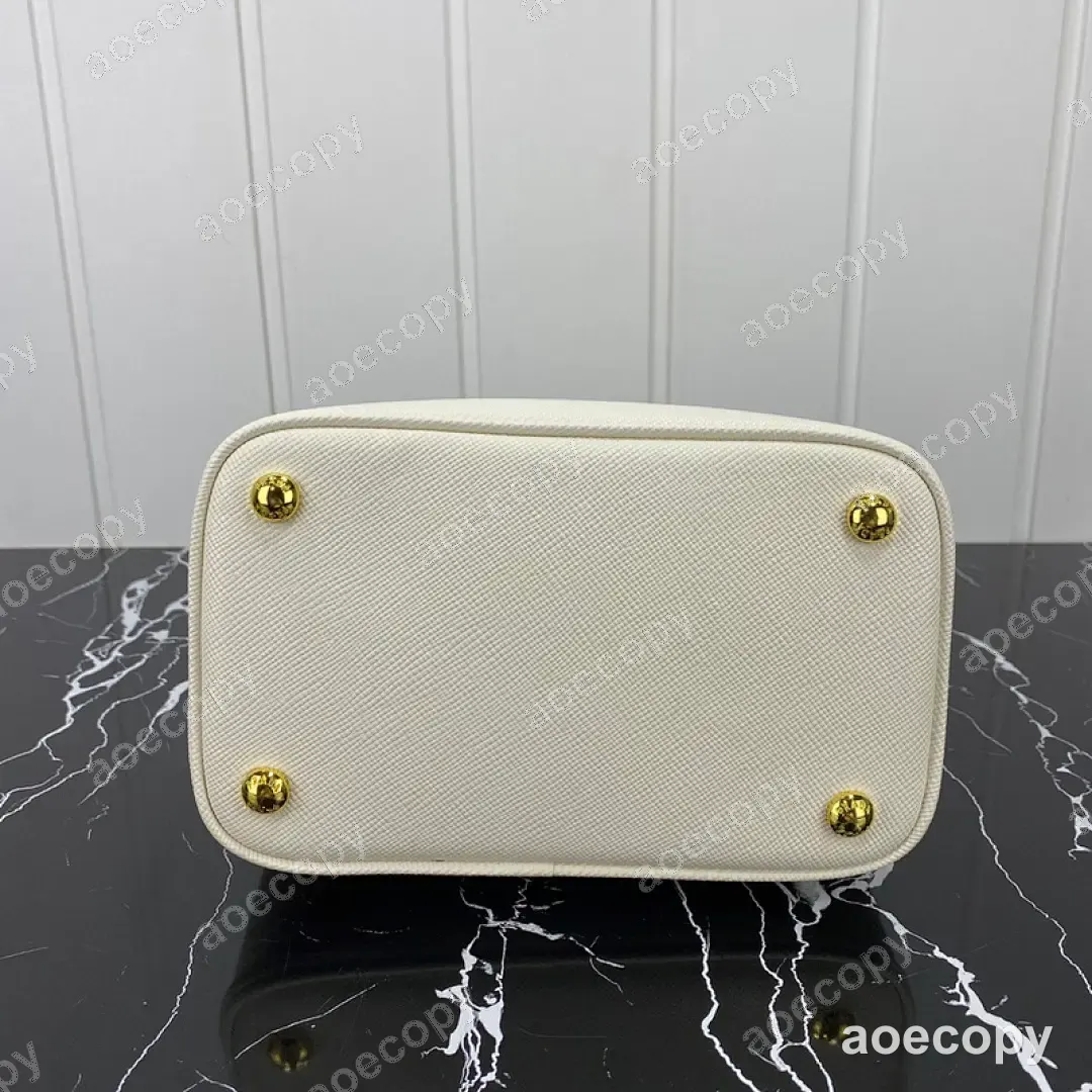 大人気★ プラダ バッグ 偽物 DD2802650 No.0017