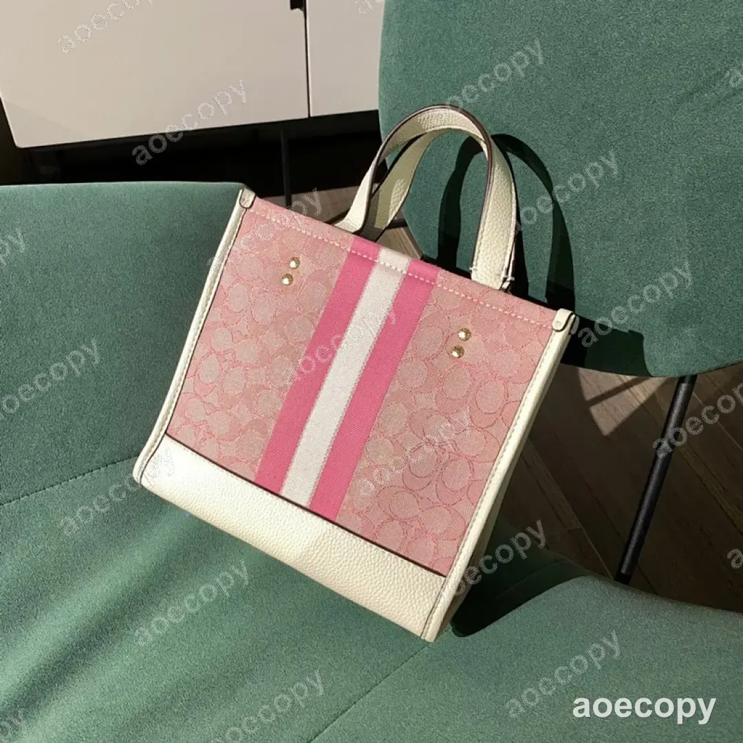 可愛い コーチ バッグ スーパーコピー DD44102250 No.0124