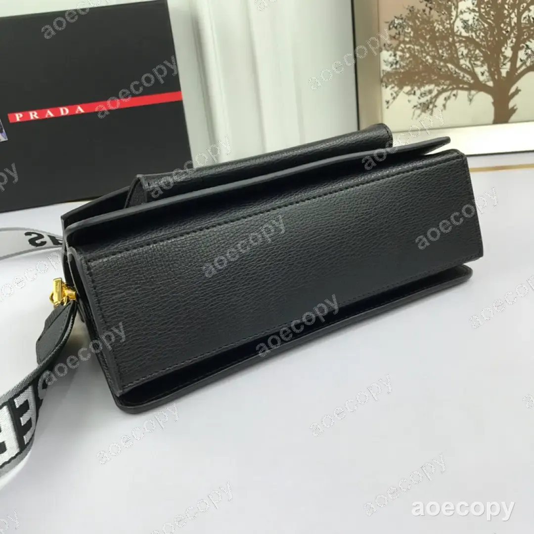 大人気★ プラダ バッグ スーパーコピー DD2802550 No.0002