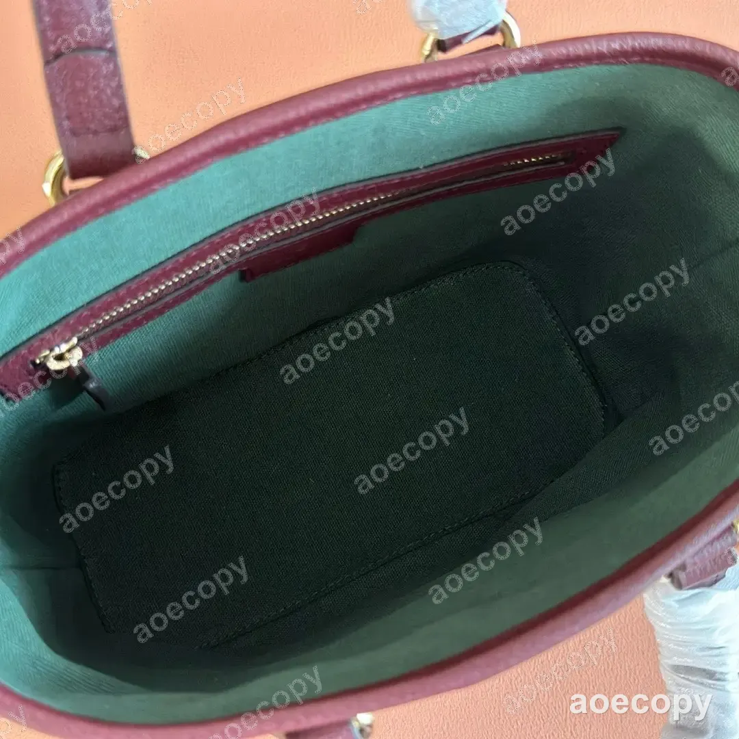 大人気★ グッチ ショルダーバッグ 偽物 836848 No.0346