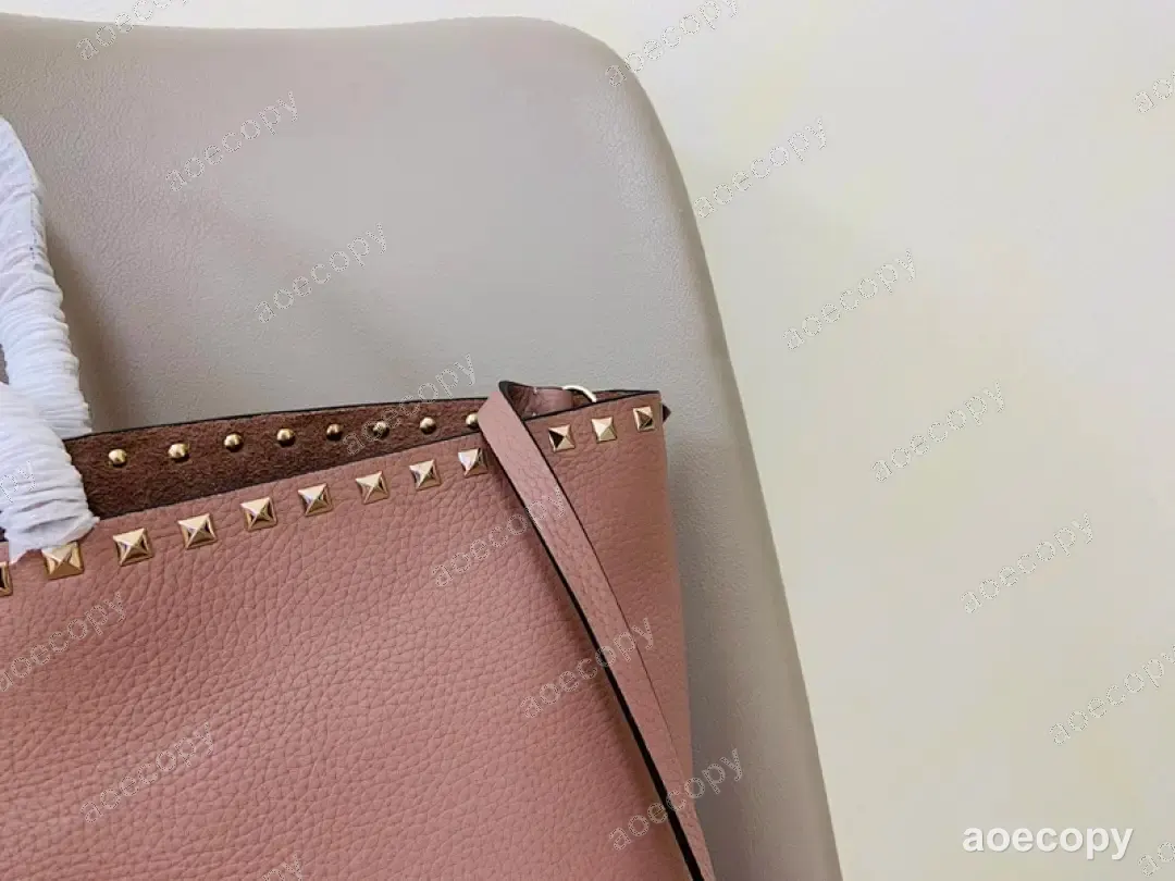 大人気★ ヴァレンティノ バッグ 偽物 000178B7 No.0387