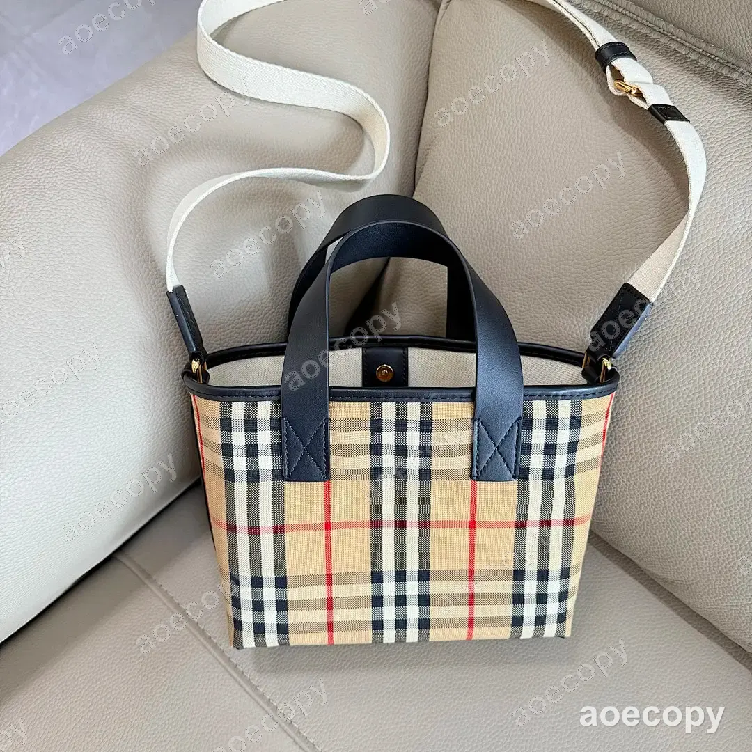 大人気★ バーバリー バッグ スーパーコピー 00144DE5 No.0153