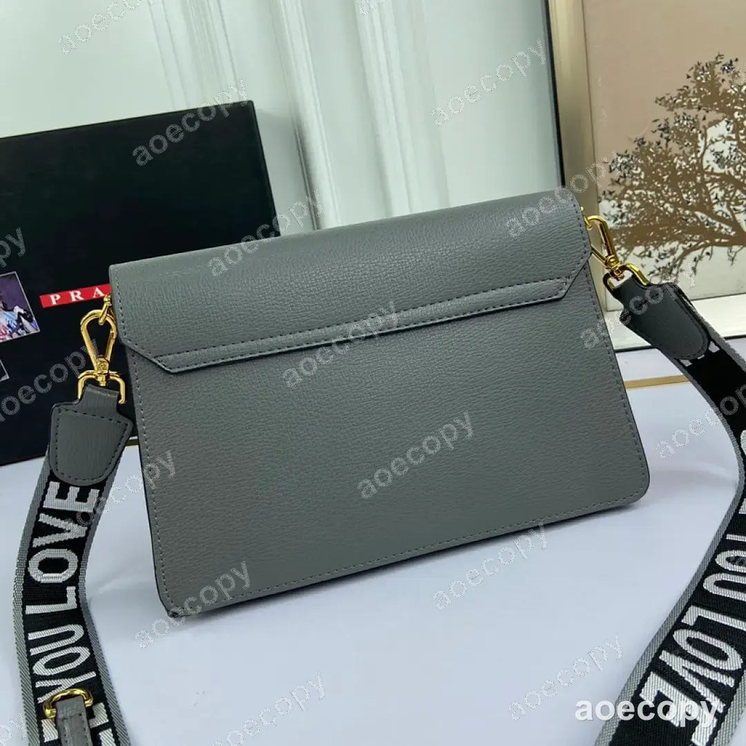 大人気★ プラダ バッグ スーパーコピー DD2802550 No.0002