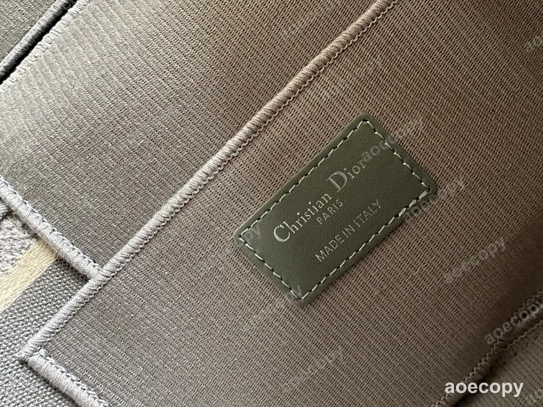 可愛い ディオール バッグ 偽物 25X18X8CM No.0326